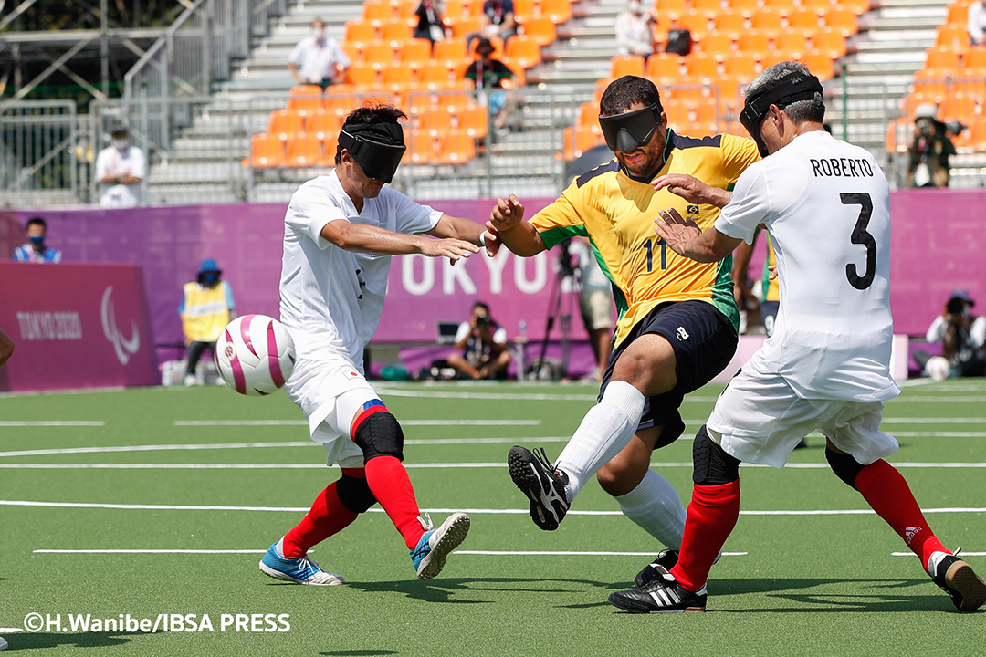 Jiff マッチレポート 日本は大会4連覇中のブラジルに0 4で敗戦 次戦引き分け以上で準決勝進出へ 21 08 30 東京パラリンピック競技大会 5人制サッカー