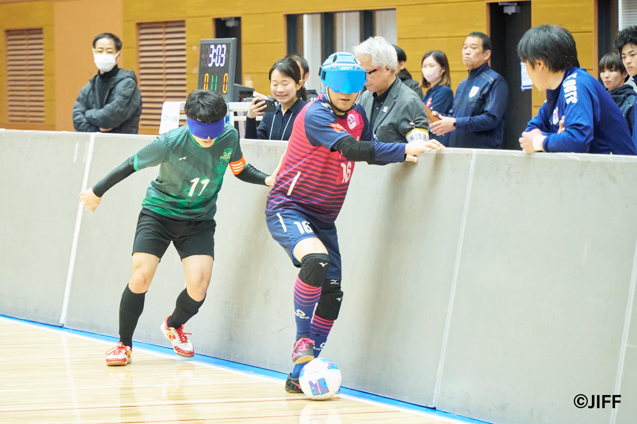 ブラインドサッカー親善試合の様子